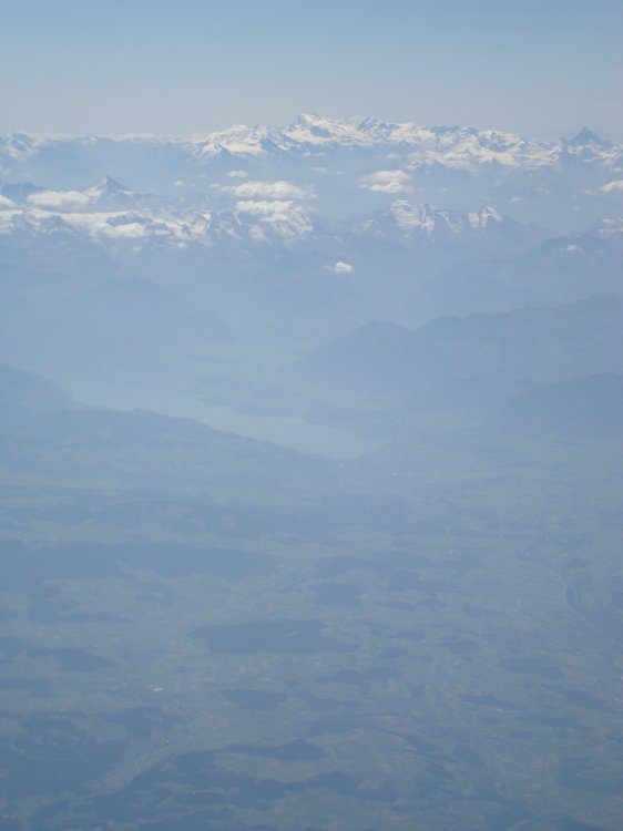 dsc00743thunerseeandberneralpen.jpg