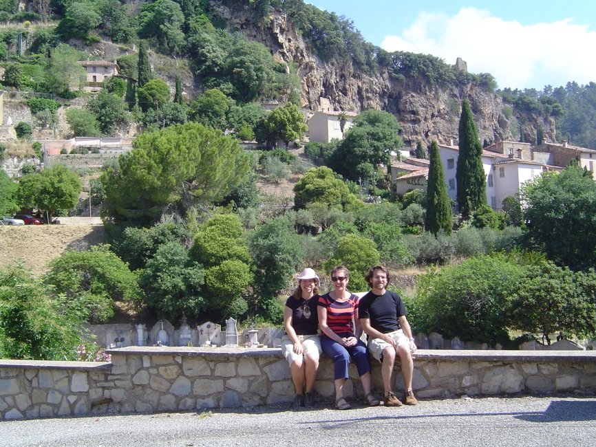 provence06dsc04180cotignac.jpg