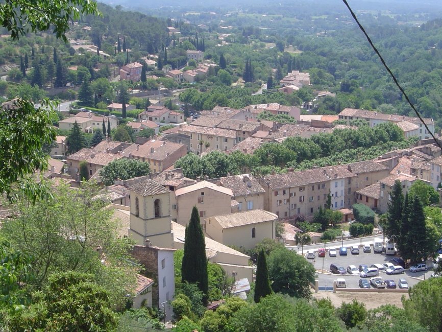 provence06dsc04206cotignac.jpg