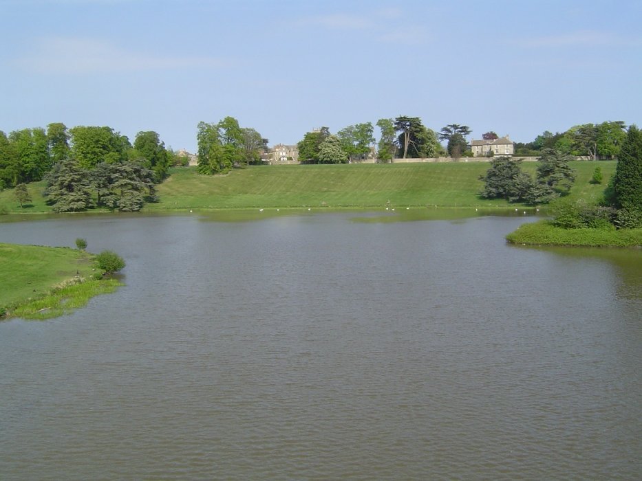 dsc05482pondbycapabilitybrown.jpg