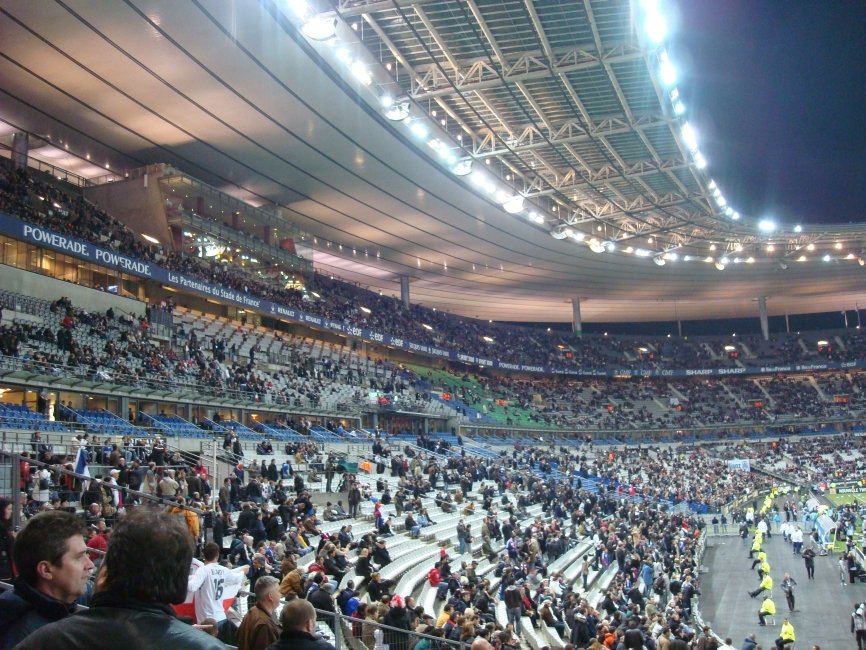 parismarch200828.jpg