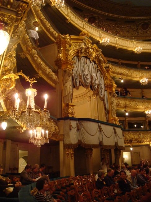 stpetersburgmay2008167mariinskiykirovtheatre.jpg