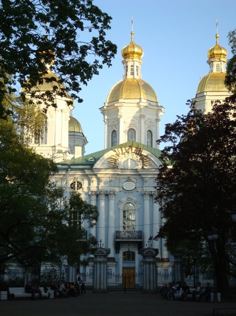 stpetersburgmay2008170stnicholascathedral.jpg