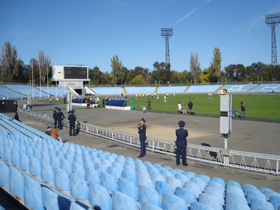 ukraineoct0916englandfanseventatthemeteorstadium.jpg